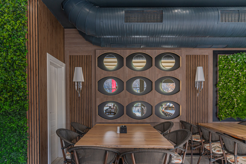 Southern Breeze Restaurant – Hall 2