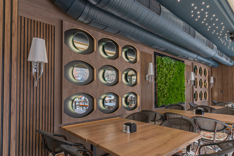 Southern Breeze Restaurant – Hall 2