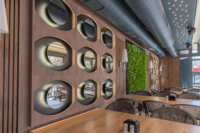 Southern Breeze Restaurant – Hall 2