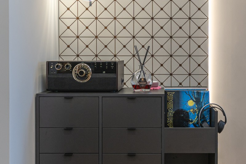 An apartment with character and depth
