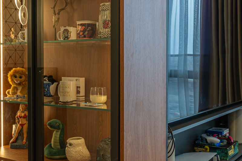 An apartment with character and depth