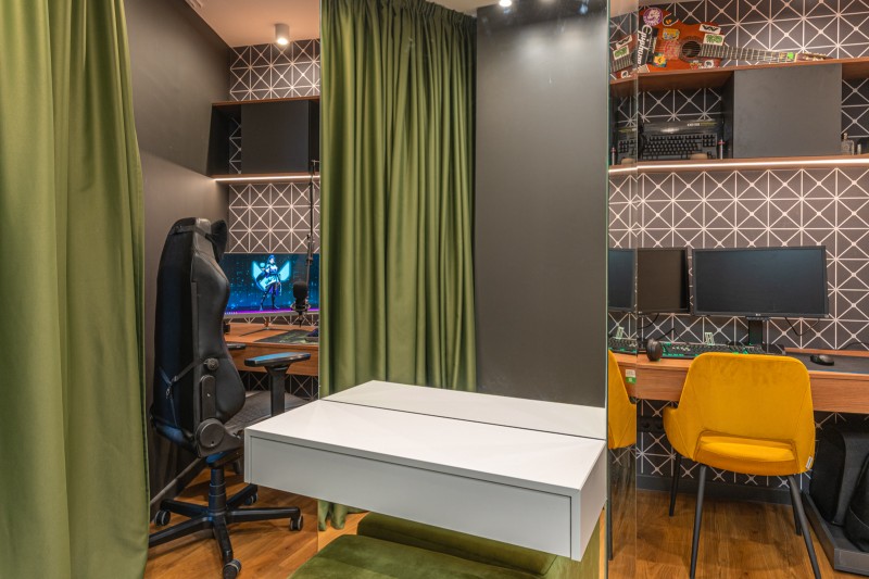 An apartment with character and depth